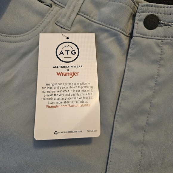 NWT Wrangler ATG Pants Womens 16 Tall Gray Sierra Slim Fit All Terrain Gear Hike - Picture 7 of 14
